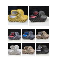 Zapatos de verano para hombre, nuevo estilo, para viajes al aire libre, zuecos transpirables, sandalias antideslizantes, pantuflas de playa - details 0
