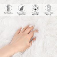Alfombra lujosa suave antideslizante, sofá de sala de estar a la moda, alfombrilla cálida para silla de suelo (60 x 60 cm) - details 3