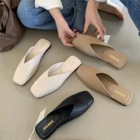 Shevalues ​​Sandalias planas para mujer 2025 moda verano al aire libre fondo suave mulas zapatos casuales de punta cuadrada señora cómodas zapatillas de casa - details 7