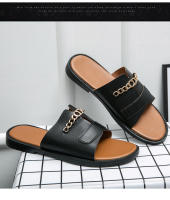 Fregona fresca y transpirable para hombre, cubierta de cuero informal británica, zapatillas para pies, versión coreana, fregona de una pieza a la moda, novedad de 2022 - details 1