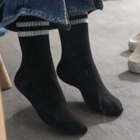 Invierno Harajuku moda deportes Unisex dos barras calcetines femeninos estilo coreano medias de tubo medio medias casuales - details 6
