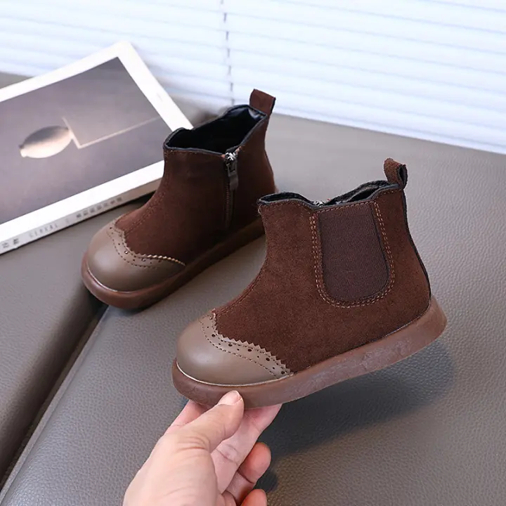 Botas de cuero con cremallera lateral y forro de terciopelo para niños, estilo retro británico. - 1