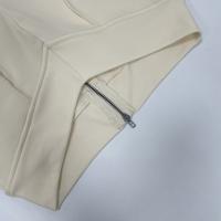 Conjunto de Top Corto Ajustado sin Cuello con Cremallera de Color Sólido para Mujer Primavera/Verano 2025 y Shorts Ajustados de Cintura Alta. - details 17