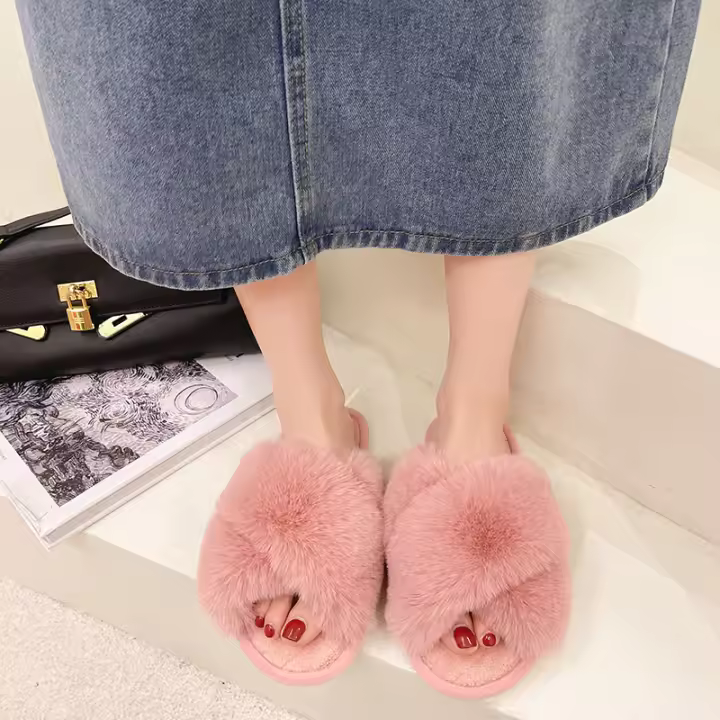 Nuevas pantuflas de felpa con pelo cruzado para mujer en invierno en casa con aislamiento de felpa y engrosamiento de algodón, Color sólido pequeño y fresco - 1