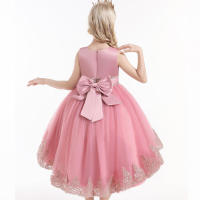 Vestido de niña elegante y moderno para princesa, con cola de malla y flores, ideal para presentaciones de piano. - details 19