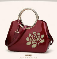 2025 nuevo bolso de charol rojo de moda bolso de mujer cáscara de cuero brillante bolso de mujer bolso de mensajero de hombro - details 16