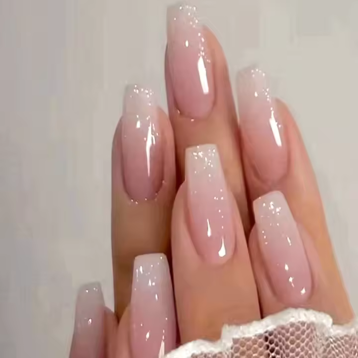 24 piezas de uñas postizas con 1 pegamento de uñas y 1 linterna de uñas en el paquete, uñas postizas de resina estilo versátil - 1