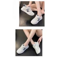 Zapatillas de deporte informales para mujer, zapatos antideslizantes de fondo suave para correr, color blanco - details 11