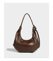 Bolso retro marrón tipo bola de masa, bolso de axila plisado premium para viajeros, nueva bolsa de sillín de moda. - details 17