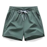 Pantalones cortos de playa con cordón en la cintura con estampado de letras para hombre, pantalones cortos casuales, transpirables, cómodos, con bolsillo con cremallera para verano, pantalones cortos para hombre, pantalones cortos para vacaciones en la pl - details 1
