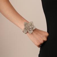 Brazalete de flores brillantes, cadena para el brazo, brazalete ajustable con diamantes de imitación, pulseras de aleación de cristal, brazalete de flores para la parte superior del brazo, para fiesta - details 3