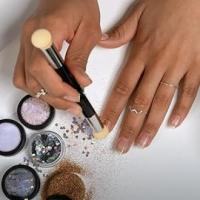glitters