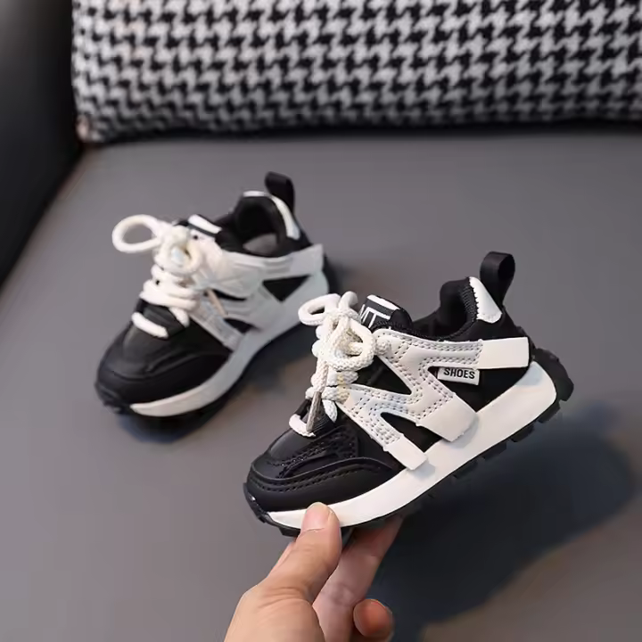 Zapatillas de deporte de cuero para niños, zapatillas antideslizantes de suela blanda para niños - 1