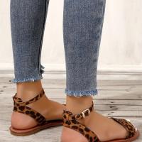 Sandalias planas con estampado de leopardo para mujer, zapatos con correa en el tobillo con punta abierta y una sola banda - details 4