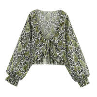 OUWU- 2025, Novedad De Verano, Producto, Ropa De Mujer, Moda Francesa, Decoración Apilada, Cuello En V, Manga Trompeta, Camisa, Top - details 6