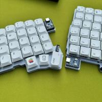 Silakka54 Teclado mecánico cableado con Wechsel caliente QMK/VIAL Control personalizado en blanco con teclas simples Ergonomía y control maestro RP2040 Accesorios para teclados de juegos - details 3