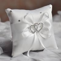 Almohada romántica para anillo de boda, almohada europea con diamantes de imitación brillantes, doble corazón, portador de anillo, cojín cuadrado con lazo - details 9