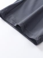 Un par de pantalones cortos deportivos casuales para mujer, ligeros y transpirables, ideales para correr, hacer yoga y actividades al aire libre. - details 23