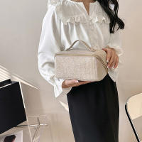 Bolso De Maquillaje Grande En Cuero PU Estilo Clásico Portátil Para Viajes Organizador De Cosméticos Estiloso Para Mujer Caja De Almacenamiento Manejable - details 3