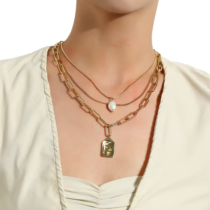 Collar con colgante de cabeza de nadie con relieve geométrico para mujer, cadena de hueso de serpiente con perlas multicapa, decoración - 1