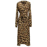 Vestido irregular de punto con tirantes de cintura alta y gasa con cuello en V y estampado de leopardo - details 10