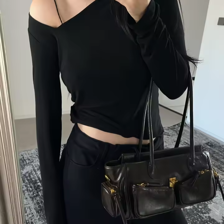 Bolso Biker Chic Negro con Horquilla Dorada Bolso Comutador Versátil con Pequeños Bolsillos de Cremallera Bolso de Hombro Ajustable para Mujeres - 1