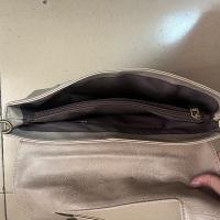 2025 Nuevo bolso de hombro tipo sobre elegante de inspiración coreana - Bolso de gran capacidad con correa desmontable, cierre magnético y forro de poliéster - Negro sólido para mujeres, uso informal y formal - details 3