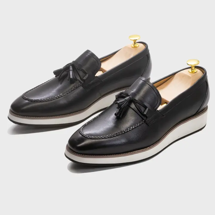 Zapatos bajos retro de cuero con borlas para hombre - 1