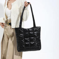 Bolso de mano acolchado de plumas para mujer, bolsa de hombro de gran capacidad, alta calidad, Color sólido, Invierno - details 14
