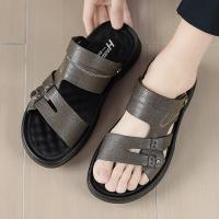 Sandalias de los hombres antideslizantes y resistentes al desgaste zapatillas de suela gruesa zapatos de playa de los hombres seco y húmedo verano antideslizante impermeable zapatillas frescas - details 6
