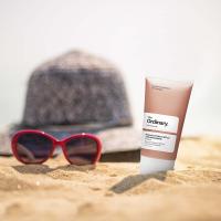 Protector solar refrescante UV no graso para hombres y mujeres Control de aceite refrescante y protector solar UV 50ml brillo e hidratación de la piel - details 3