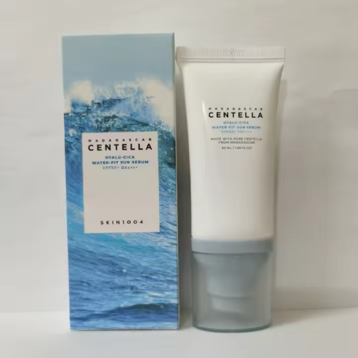 Skin1004 Ácido Hialurónico Centella Ascaris Water-Sensing/Sun Essence Leche Hidratante y Calmante Hidratante 50ml - 1