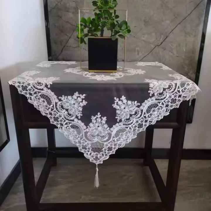 Mantel fino con borlas bordadas cuadradas europeas de 85cm, manteles pequeños para salas de estar, balcones, bodas y Navidad - 1