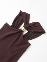 Camiseta Sin Mangas de Punto para Mujer OUWU Top Corto Ajustado Elástico con Detalle de Metal Sin Mangas y Espalda Descubierta - details 3