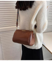 Bolso de mensajero de hombro versátil, nuevo, moderno y versátil, casual. - details 1