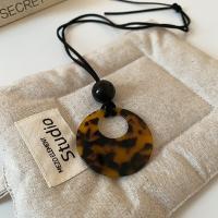 Collar Retro para mujer, nuevo nicho coreano, cadena de suéter, moda, otoño e invierno, versátil, collar de sentido premium - details 1