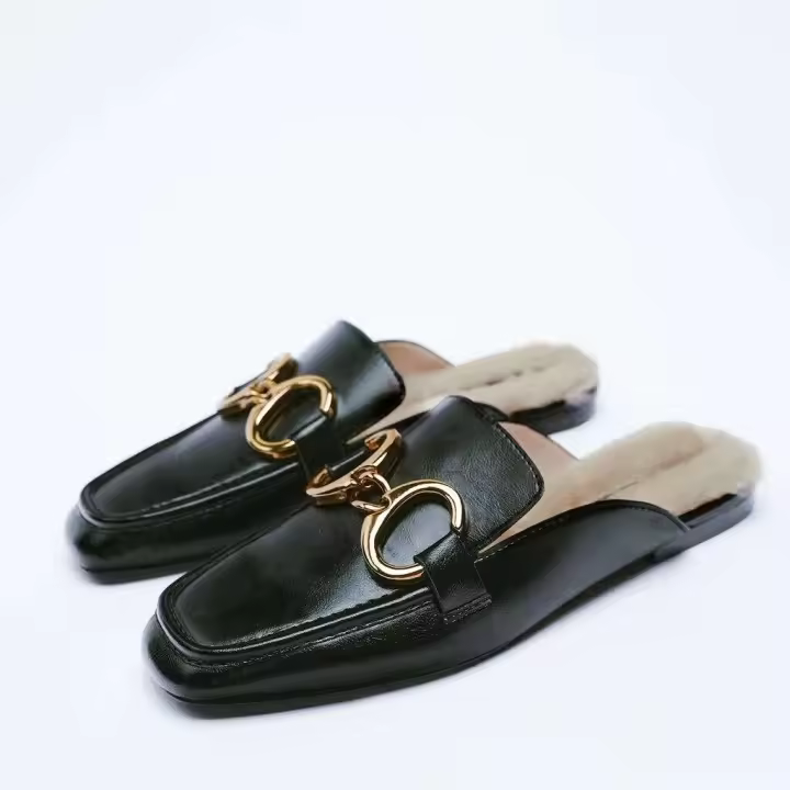 Botón plano femenino británico clásico señoras invierno negro piel caliente mula metal 2024 logotipo moda - 1