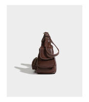 Nuevo bolso de estilo retro americano con diseño de locomotora, bolso de axila, bolso de mensajero de hombro de cuero vacuno. - details 15