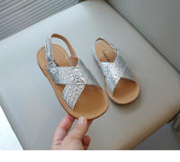 Sandalias de verano para niños y niñas, tela de piel brillante, zapatos de playa para niños, planos, cruzados, correa de tobillo, Ins, caliente - details 11