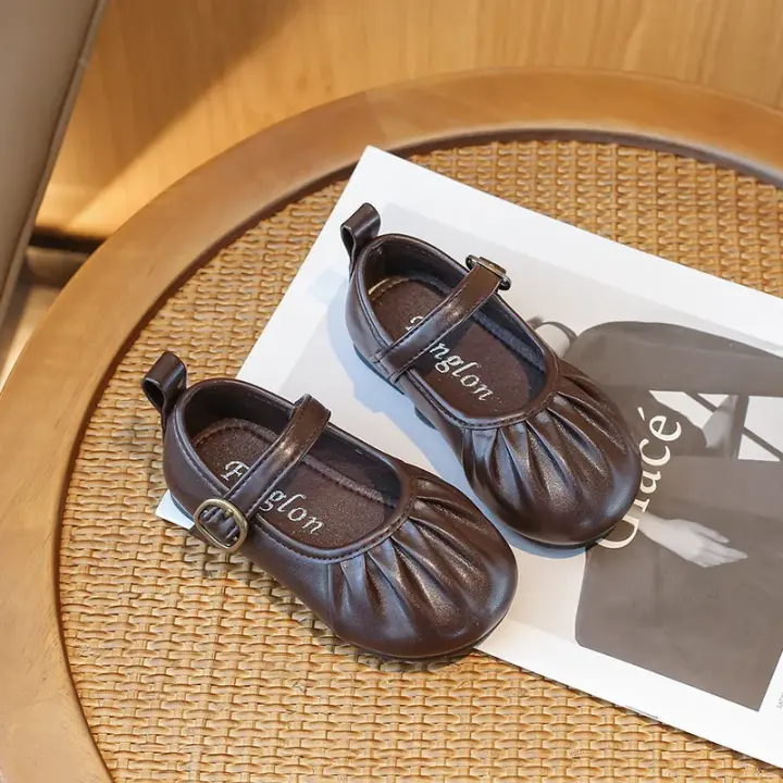 Zapatos individuales de moda de boca baja de cuero de princesa para niña, fondo suave y boda de fiesta, vestido de primavera 2024 - 1