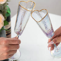 Copa de champán con borde dorado en forma de corazón, Copa duradera para beber vino para fiesta de boda - details 5