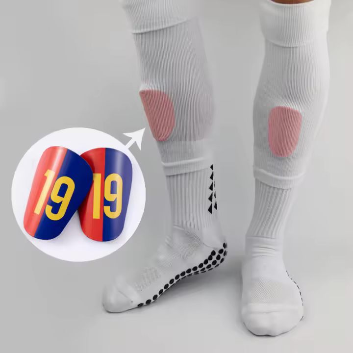 Mini espinilleras de fútbol, ​​espinilleras de fútbol para niños y adultos, Yamal, Haaland, De Bruyne - 1