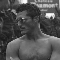 Gafas de sol antiradiación de la marca PULL&BEAR, aptas tanto para hombre como para mujer, gafas de sol estilo punk que protegen contra los rayos UV y proporcionan protección solar. - details 4