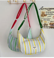 Bolso de mensajero de gran capacidad para estudiantes informales, nuevo bolso de hombro versátil a rayas de color en contraste para mujer, bolso de viaje personalizado tipo dumpling. - details 36
