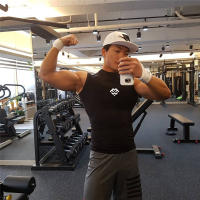 Camiseta de compresión para hombre, ropa ajustada para gimnasio, camiseta sin mangas para entrenamiento de culturismo y musculación - details 8