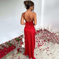 Vestido de fiesta elegante de color liso con un hombro largo para mujer, dobladillo de alta puntuación con pliegues en la cintura - details 1