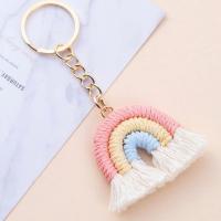 Colgante de borlas, llavero de arcoíris de tres colores, bonito llavero tejido hecho a mano, llavero de arcoíris de punto dulce duradero, regalos - details 6
