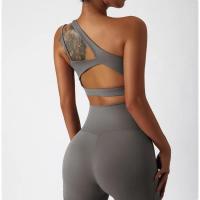 Sujetador a prueba de golpes para mujer con parte de atrás bonita, ropa deportiva para gimnasio y correr, chaleco Fiess, Top con correa Irregular, Material de nailon - details 9