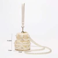 2025 bolso de palmo oblicuo de hombro nuevo europeo y americano para mujer, bolso de acrílico de concha de forma especial, bolso de embrague de cena de boda de moda - details 10