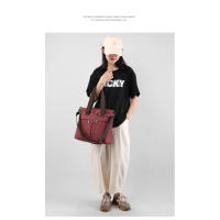 Bolso de hombro único, bolso de mano versátil y moderno para mujeres, bolso cruzado de lona estilo coreano - details 1